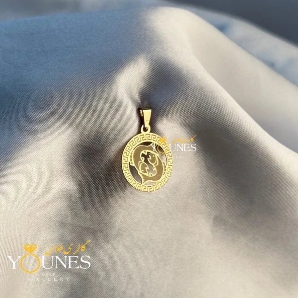 آویز ماه تولد اسفند طلا 1.5cm